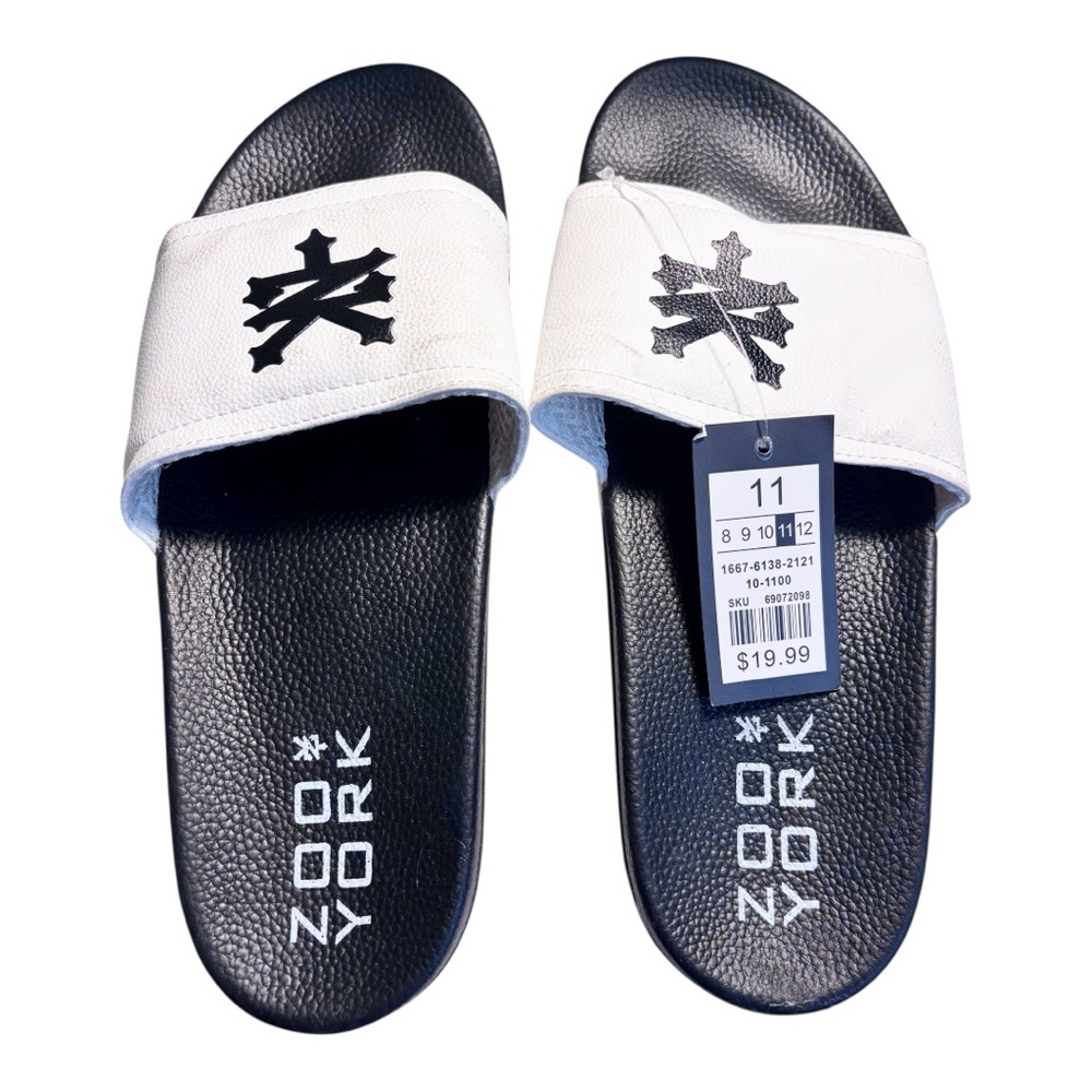 Zoo York Black and White Slides, unisex, size 11